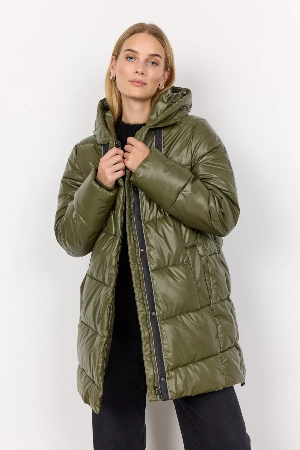 Soyaconcept Outerwear-SC-FRESIA 2 Jacket Olive