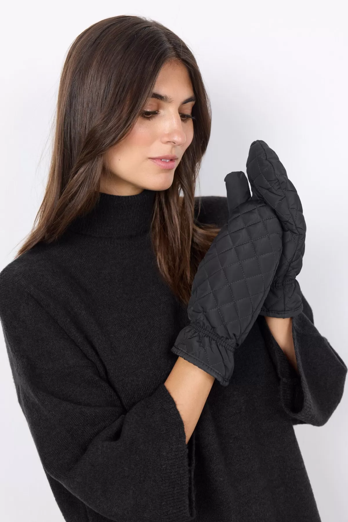 Soyaconcept Accessories-SC-NINA 16 Gloves Black